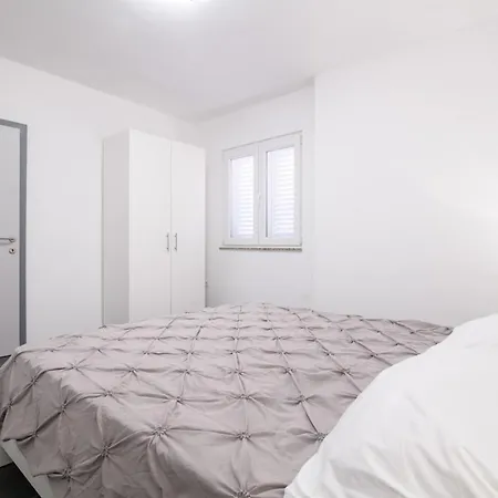 Apartament Lilly Privlaka (Zadar)